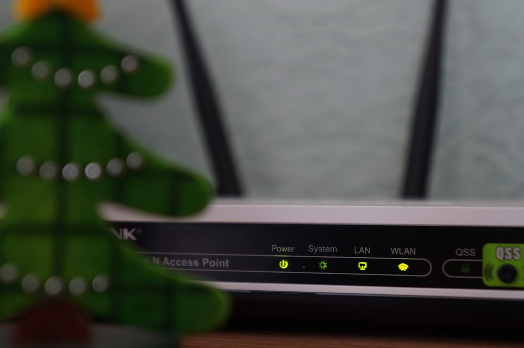 Säkerhetsfördelar med VPN-tjänster för privat surfning illustration